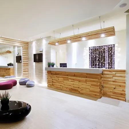 Cristal By Zdrojowa Apartmanhotel 4*