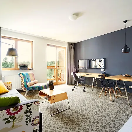 アパートホテル Cristal By Zdrojowa