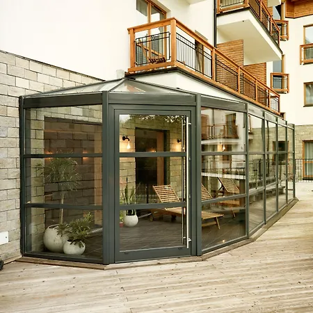 アパートホテル Cristal By Zdrojowa シクラルスカ・ポレンバ