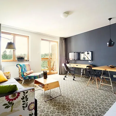 Apartahotel Cristal By Zdrojowa 3*