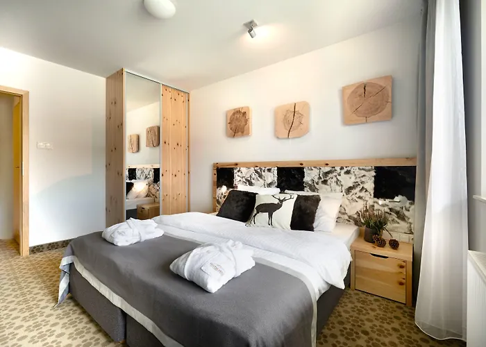 Cristal By Zdrojowa アパートホテル 4*