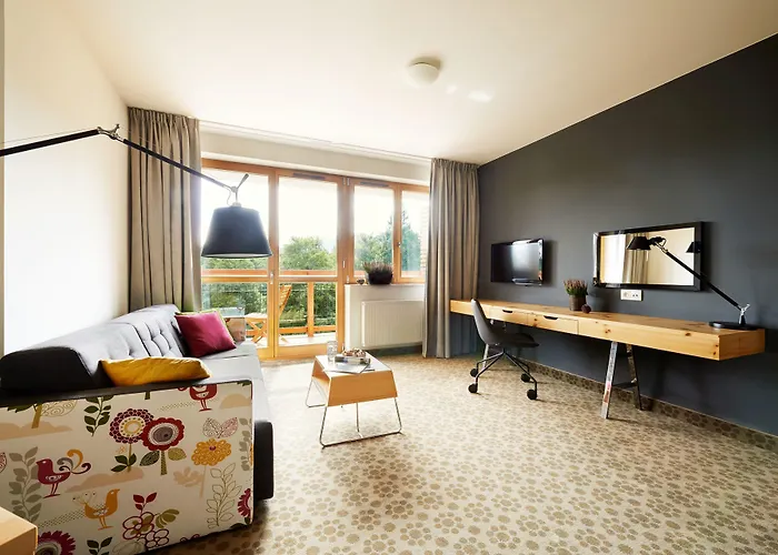 アパートホテル Cristal By Zdrojowa