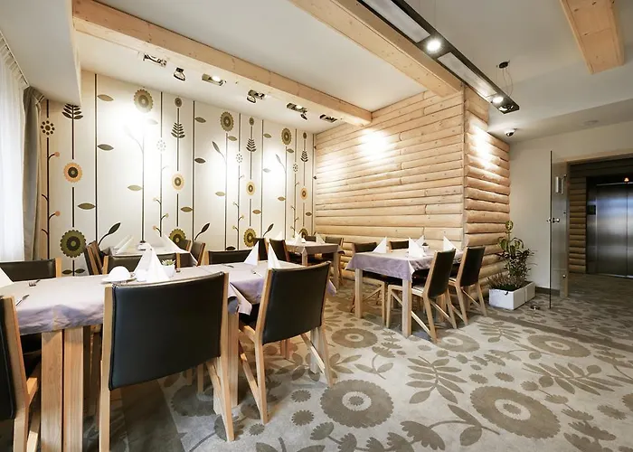 Cristal By Zdrojowa 4*