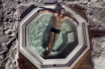 Cristal By Zdrojowa シクラルスカ・ポレンバ