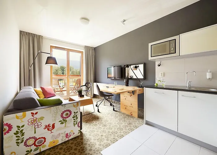 Cristal By Zdrojowa シクラルスカ・ポレンバ