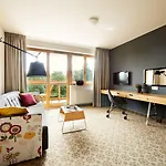 Aparthotel Cristal By Zdrojowa