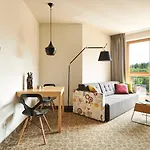 Cristal By Zdrojowa Aparthotel