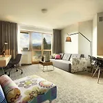 Aparthotel Cristal By Zdrojowa