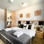 Cristal By Zdrojowa Aparthotel