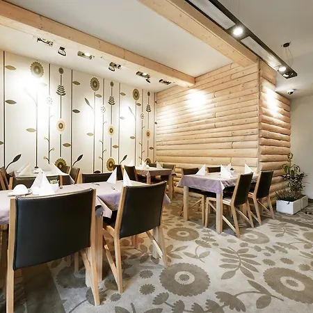 Cristal By Zdrojowa 4*