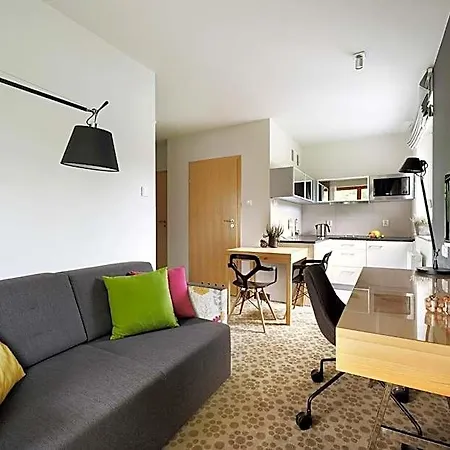 Cristal By Zdrojowa Apart Otel 4*