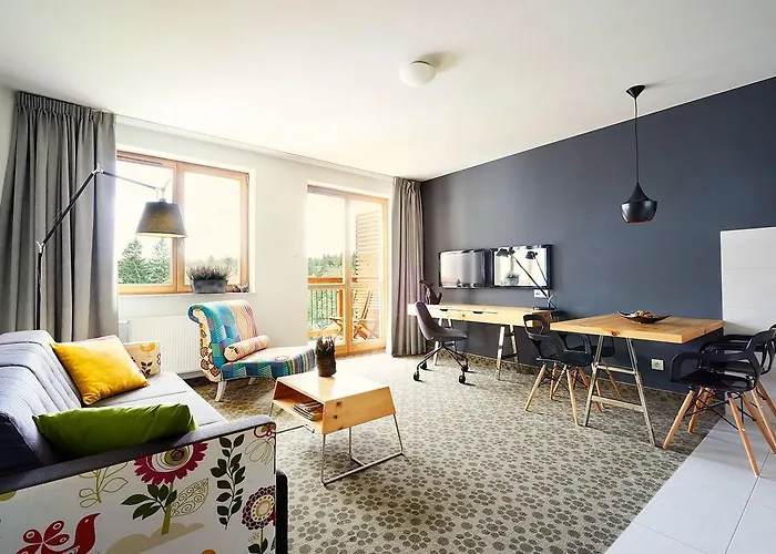 Aparthotel Cristal By Zdrojowa 4*